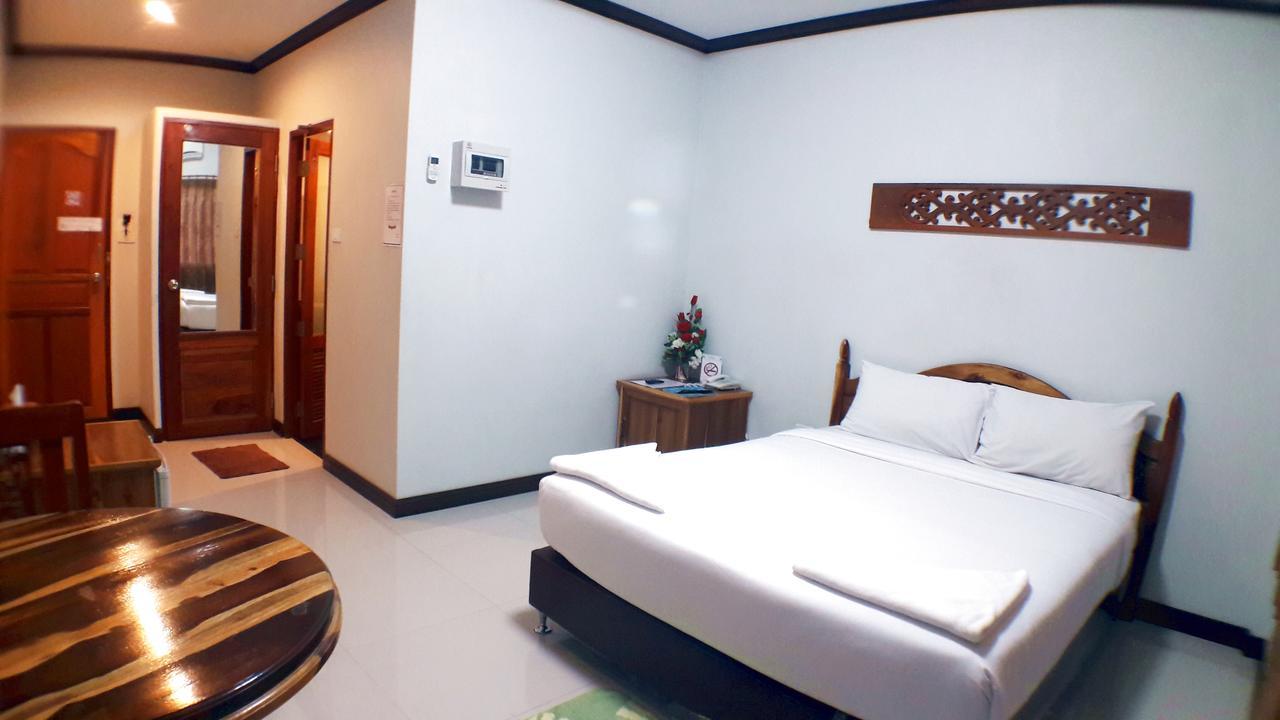 Khum Nakhon Hotel Накхонситхаммарат Экстерьер фото
